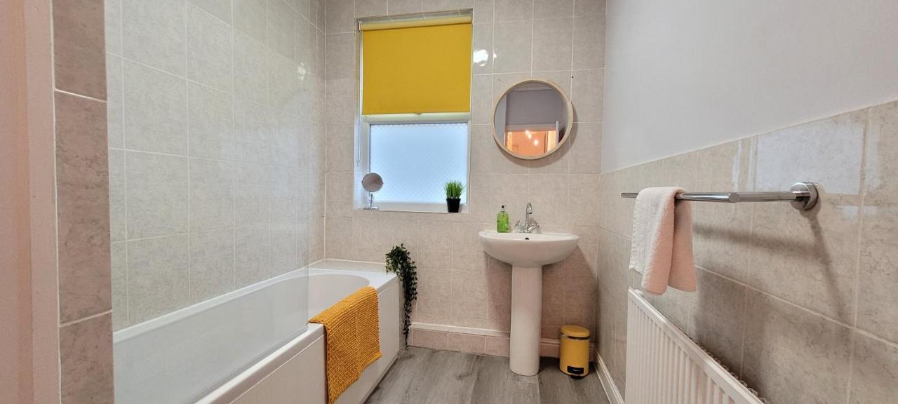 Hartoft St - 2 Bed Near River York Zewnętrze zdjęcie