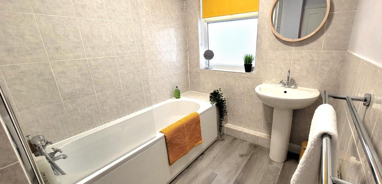 Hartoft St - 2 Bed Near River York Zewnętrze zdjęcie