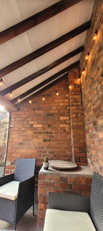 Hartoft St - 2 Bed Near River York Zewnętrze zdjęcie