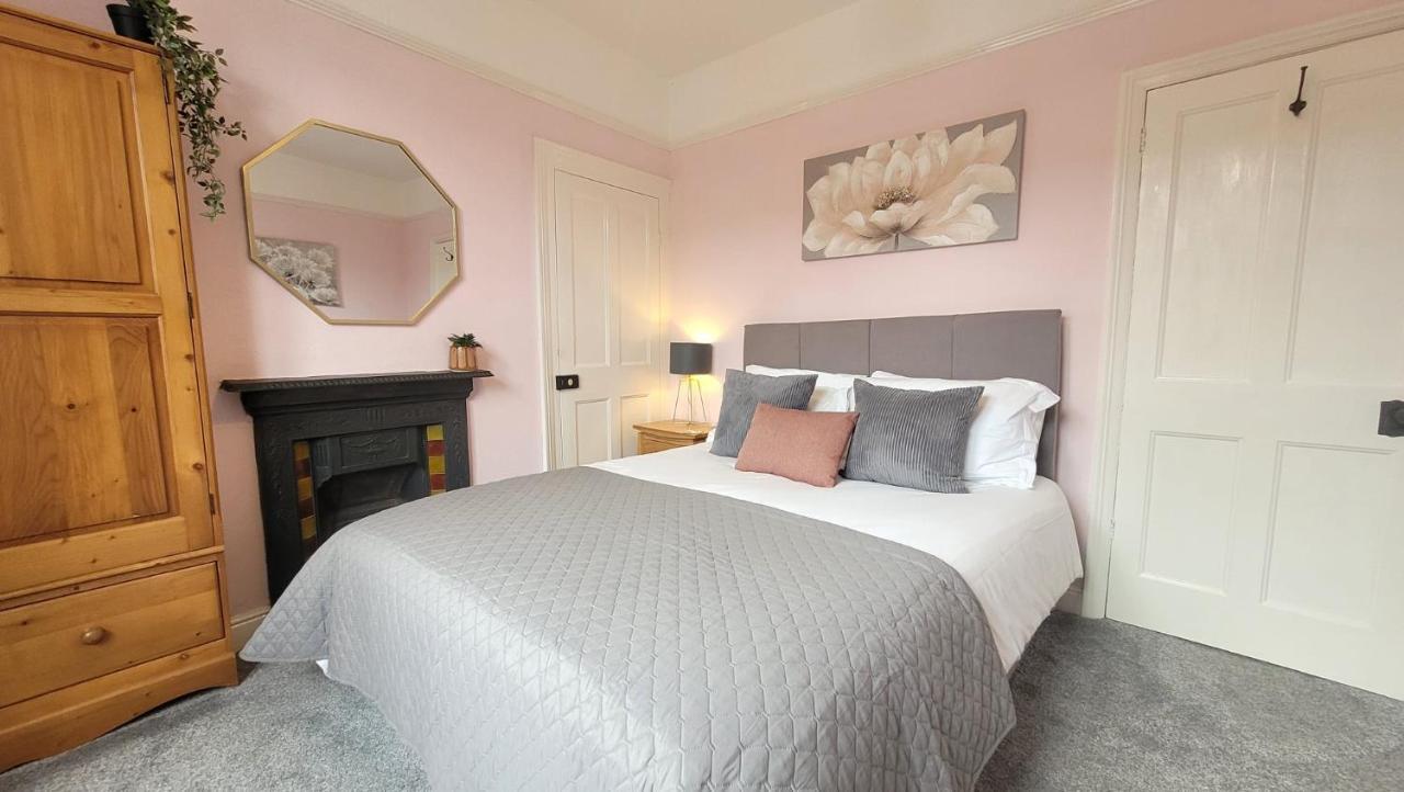 Hartoft St - 2 Bed Near River York Zewnętrze zdjęcie